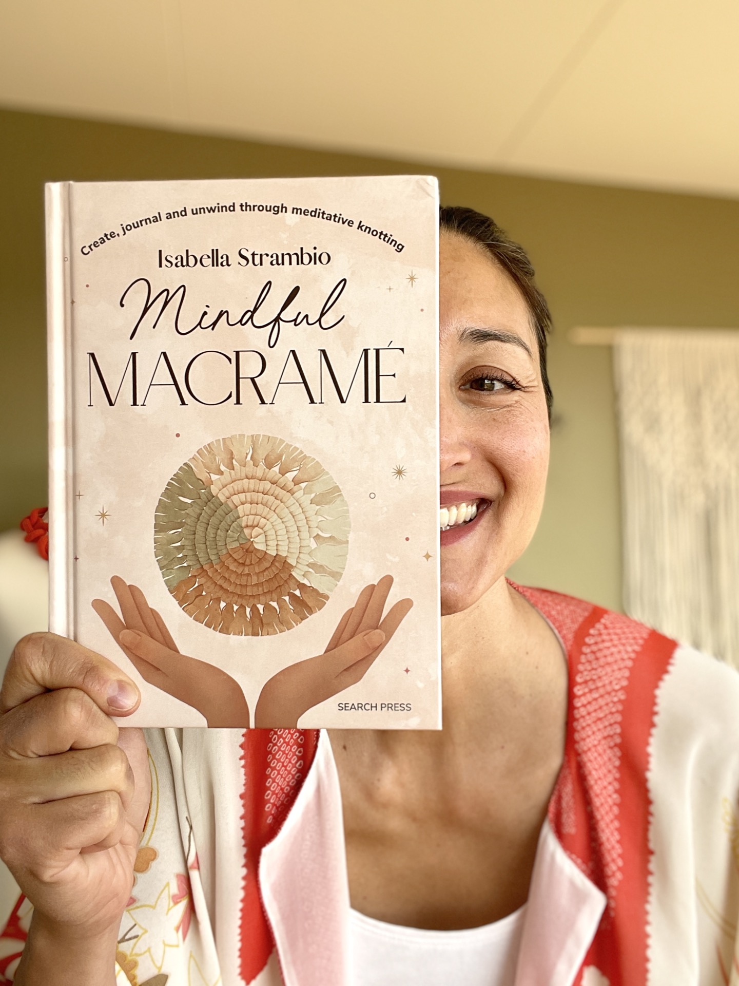 Mindful Macrame, a book by Isabella Strambio